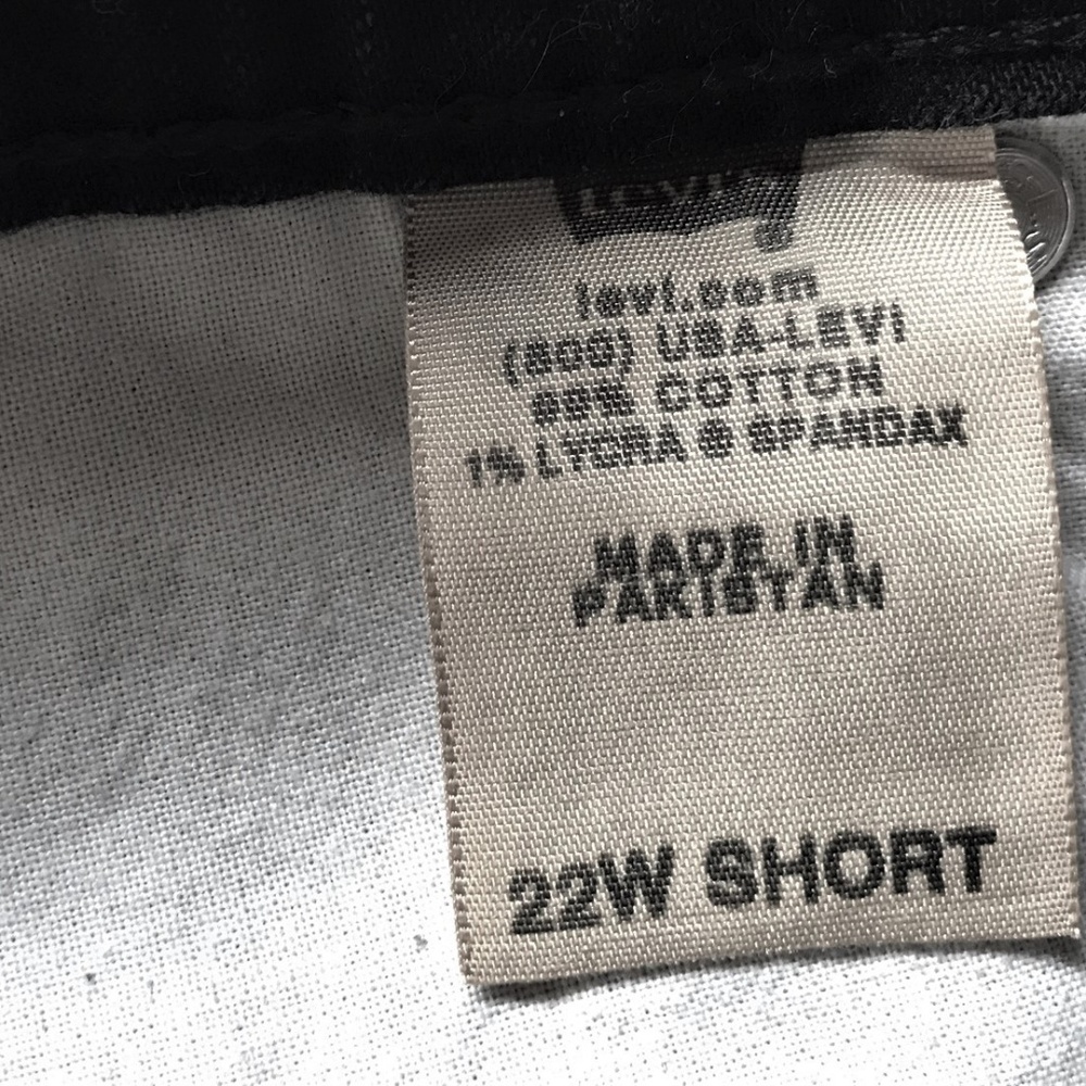 SOLD. LEVI’S 512 Women’s Plus Size 22 Blk Jeans - Picture 8 of 8